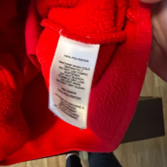 Vineyard Vines Women's Red Sherpa 1/4 Zip Pullover Fleece Jacket - Picture 4 of 6